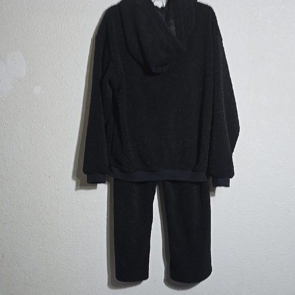 Kin Black Fleece Hoodie and Pants Set - Picture 5 of 8